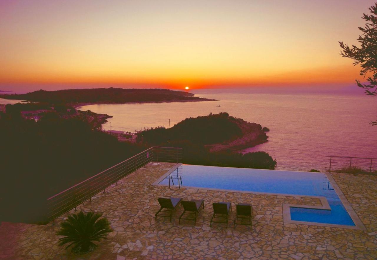 Beachfront Villa Seasun By Posarellivillas Agios Spyridon  Exterior foto