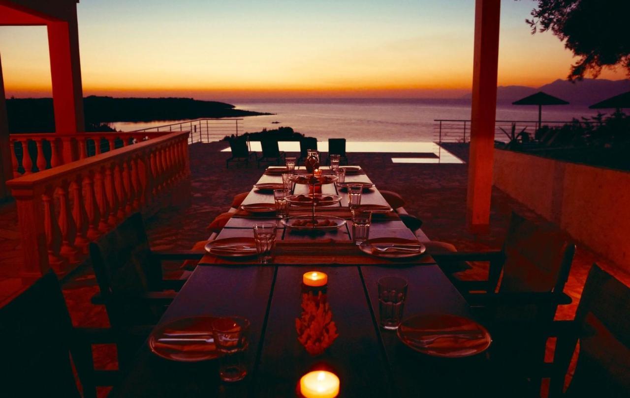 Beachfront Villa Seasun By Posarellivillas Agios Spyridon  Exterior foto