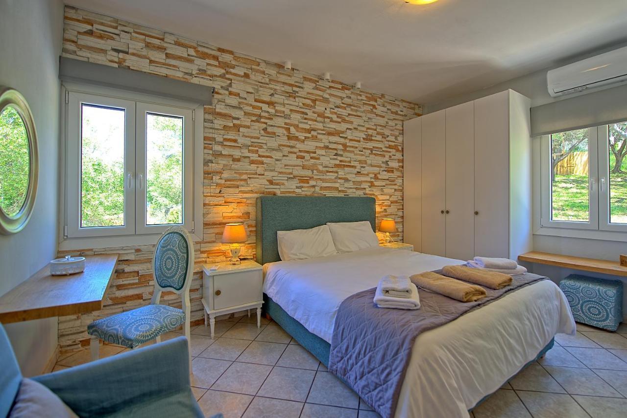 Beachfront Villa Seasun By Posarellivillas Agios Spyridon  Exterior foto