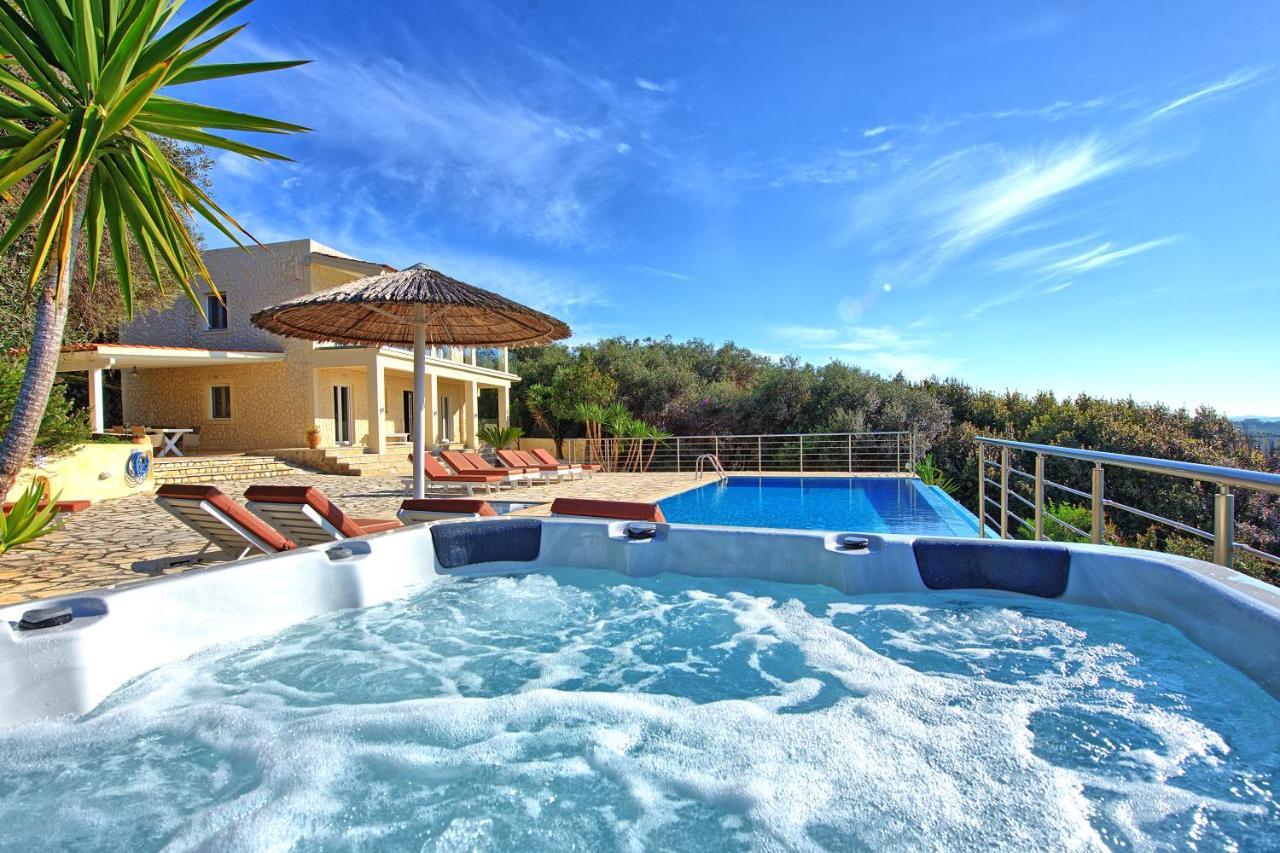 Beachfront Villa Seasun By Posarellivillas Agios Spyridon  Exterior foto
